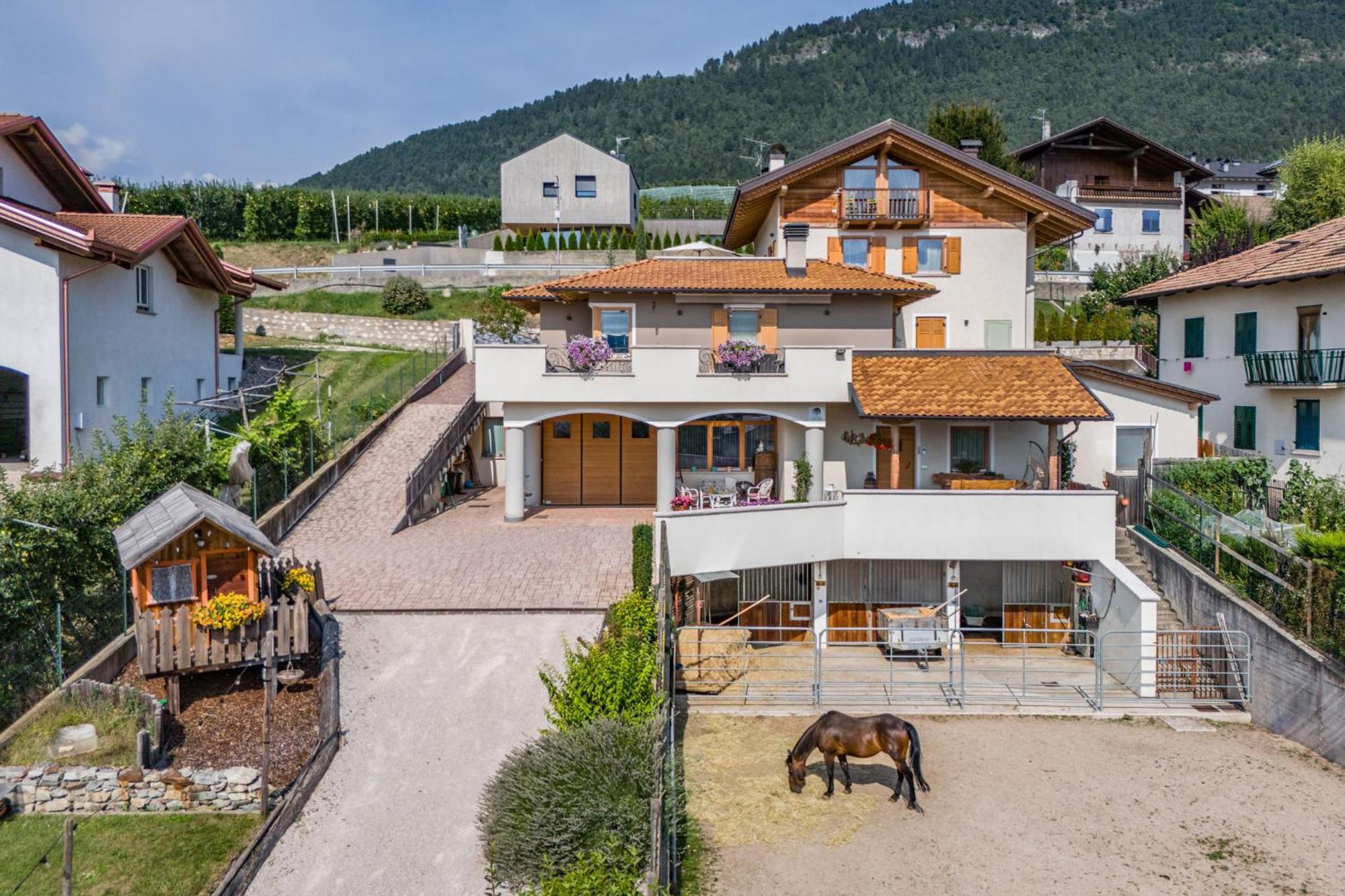 Bed and Breakfast Horse House Romallo Екстер'єр фото
